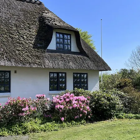 Private 2 Ha Nature 343 M Thatched Idyll * Skovmose